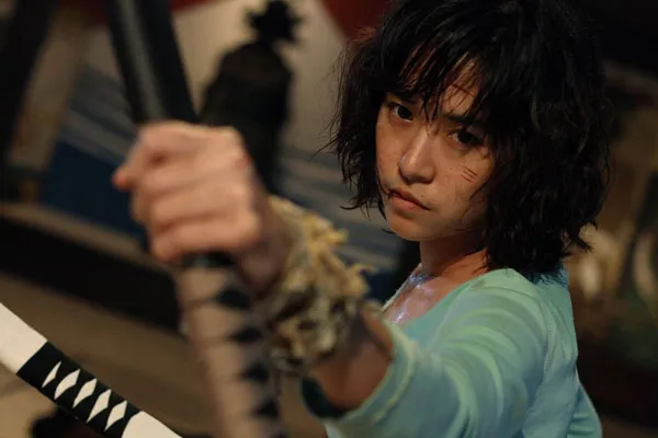 Tajlandia, 2008 | Czekolada (reż. Prachya Pinkaew) – historia niezwykłej dziewczyny stawiającej czoła tajlandzkiej mafii