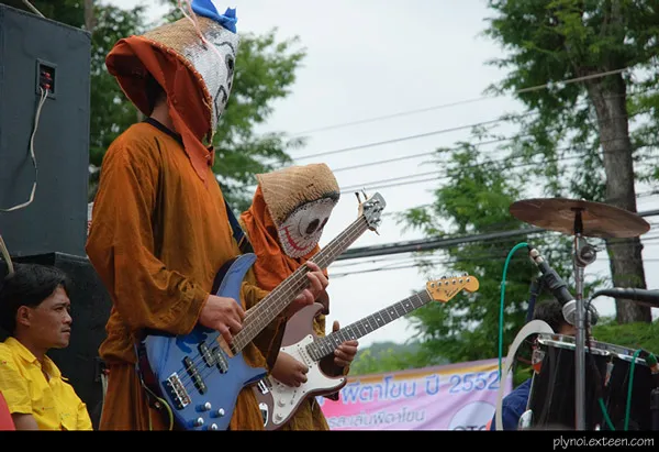 Tajlandia | Centrum tej niezwykłej uroczystości z duchami w roli głównej jest prowincja Loei 