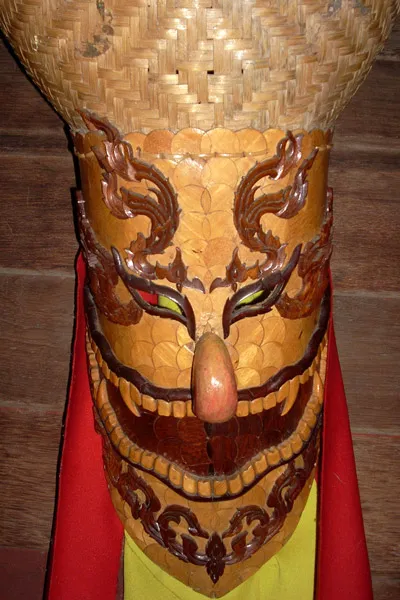 Tajlandia | Tradycyjna maska Phi Ta Khon