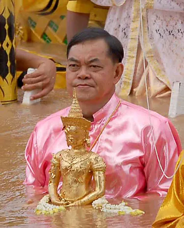 Tajlandia | Coroczna rytualna kąpiel Buddy Tajlandia | Coroczna rytualna kąpiel Buddy