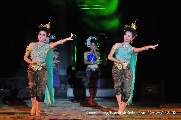 Festiwal Phimai (10-14 listopada 2010)