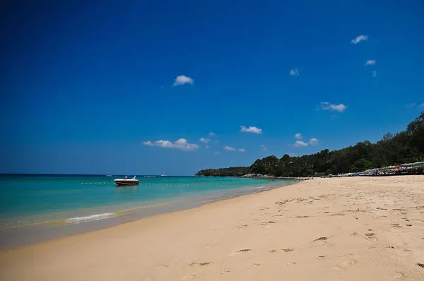 Tajlandia | Plaża Surin - wymarzone miejsce relaksu