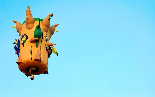 Tajlandia | Fantazyjny balon pod niebem Pattayi