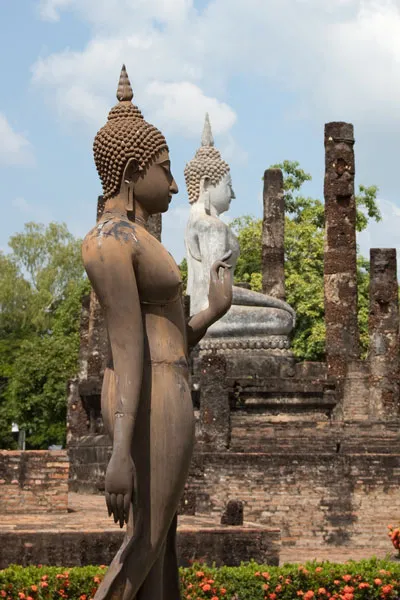 Tajlandia | Kroczący Budda z Wat Sa Si Tajlandia | Kroczący Budda z Wat Sa Si