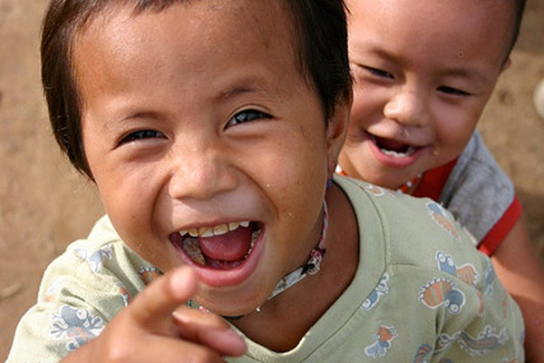 Czy Tajowie mają poczucie humoru?