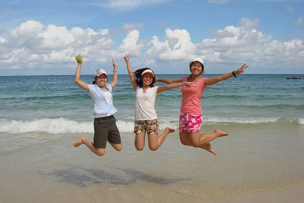 Tajlandia | Dla jednych już sam wyjazd do Tajlandii jest wystarczającym szaleństwem, inni pragną przygód i wyzwań