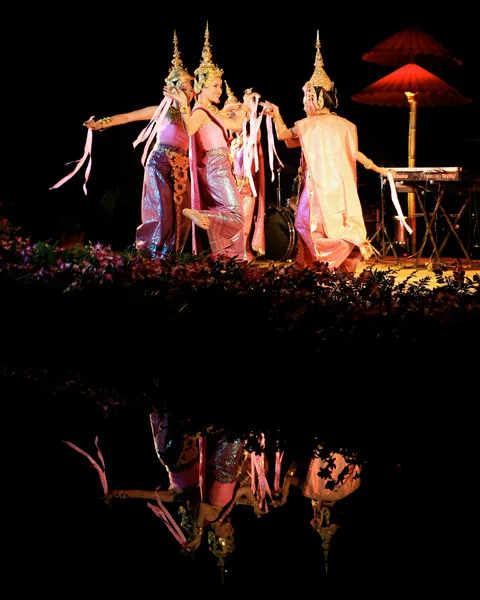 Tajlandia | Noworoczny taniec w Chiang Mai