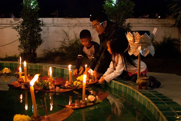 Tajlandia | Wigilia Nowego Roku to czas składania życzeń Tajlandia | Wigilia Nowego Roku to czas składania życzeń