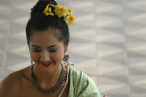 Tajlandia | Język jest podstawowym nośnikiem kultury danego narodu