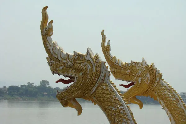 Tajlandia | Mityczny wąż Naga